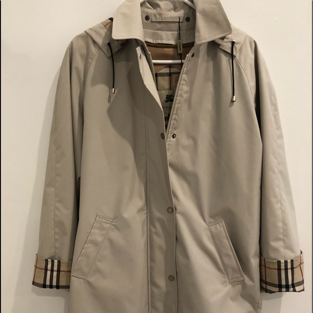 NWT Authentic Burberry Rain Hooded Jacket Parka 6